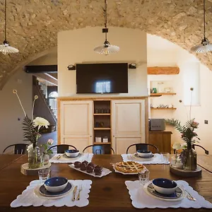 https://corte-mira.it-lombardy.com