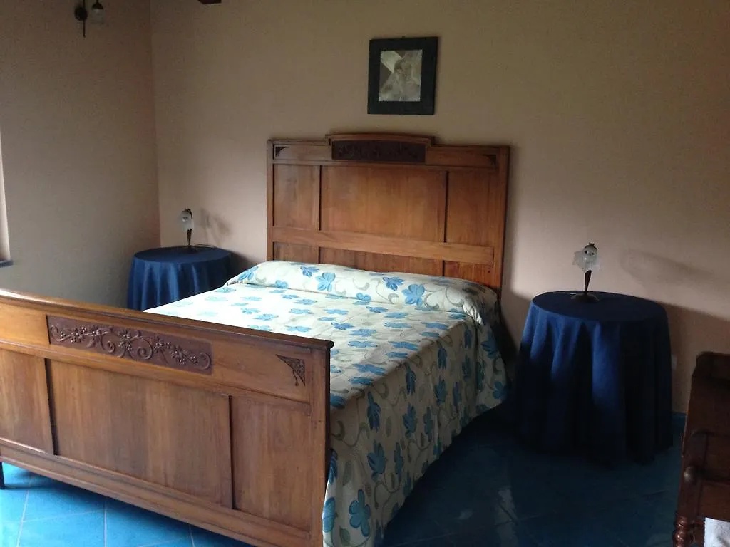 B&B Bed And Breakfast Il Glicine 피에디몬테 에트네오