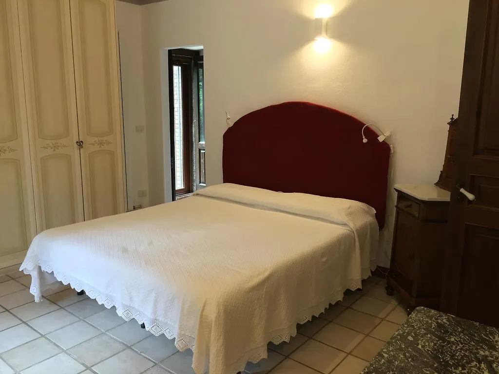 Bed And Breakfast Il Glicine 피에디몬테 에트네오