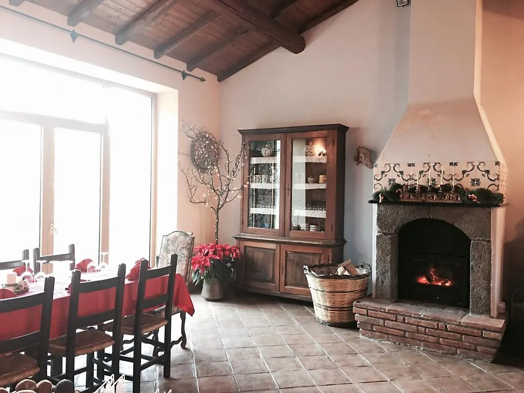 Bed & Breakfast Bed And Breakfast Il Glicine Piedimonte Etneo Italy