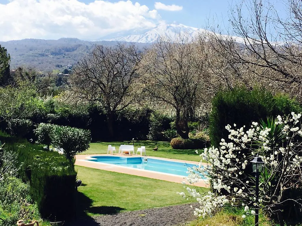 Bed And Breakfast Il Glicine Piedimonte Etneo 0*,  Italy